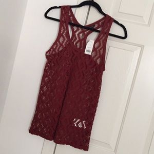 Brown netted tank